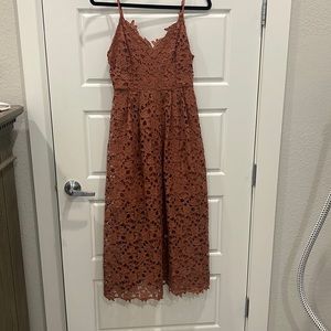 ASTR the label lace midi dress